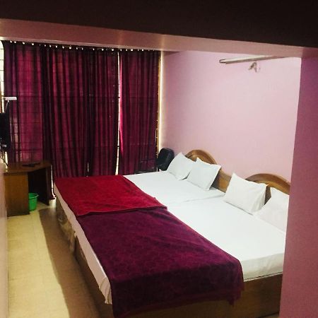 Hotel Nakshatra Ooty Extérieur photo