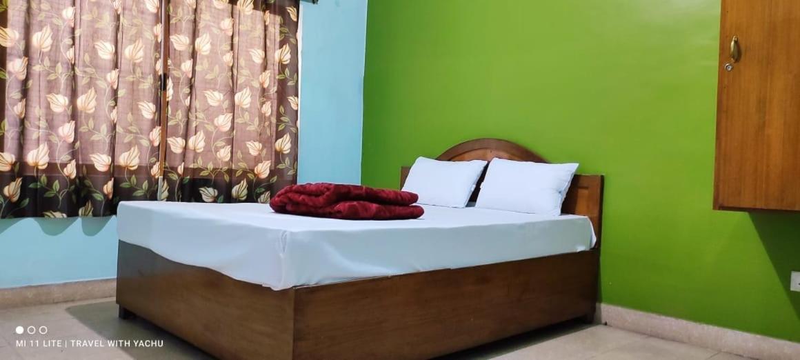Hotel Nakshatra Ooty Extérieur photo