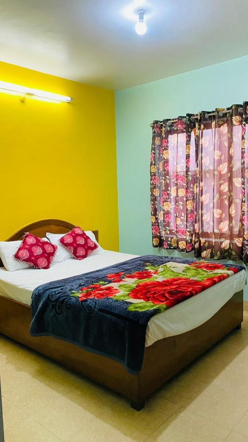 Hotel Nakshatra Ooty Extérieur photo