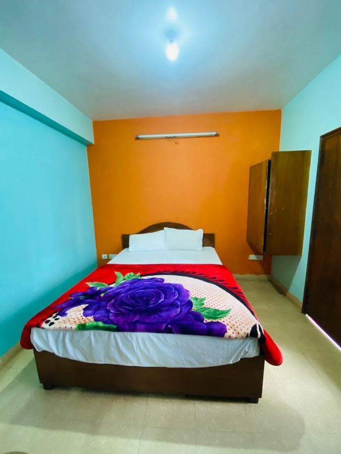 Hotel Nakshatra Ooty Extérieur photo