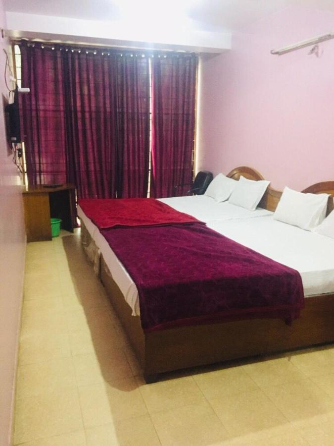 Hotel Nakshatra Ooty Extérieur photo