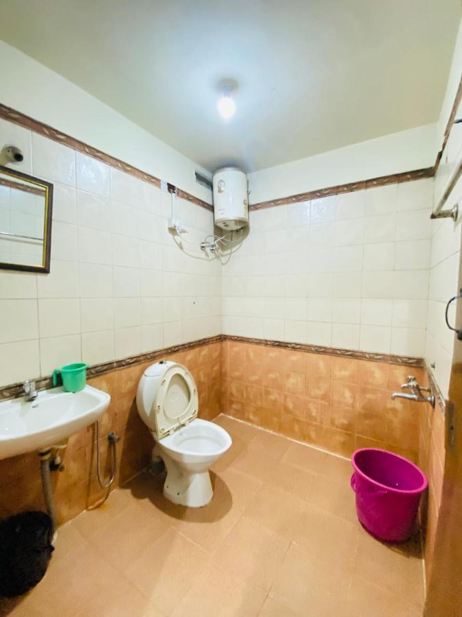 Hotel Nakshatra Ooty Extérieur photo